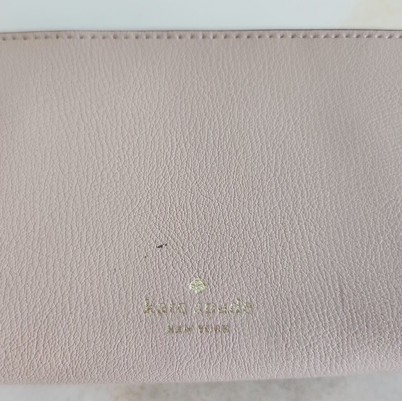 Kate Spade Preppy Pink zippy wallet. So Kate Spade! - Picture 5 of 12